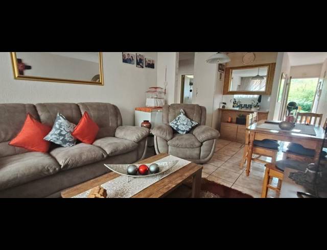 2 BEDROOM APARTMENT FOR SALE IN PRETORIA GARDENS